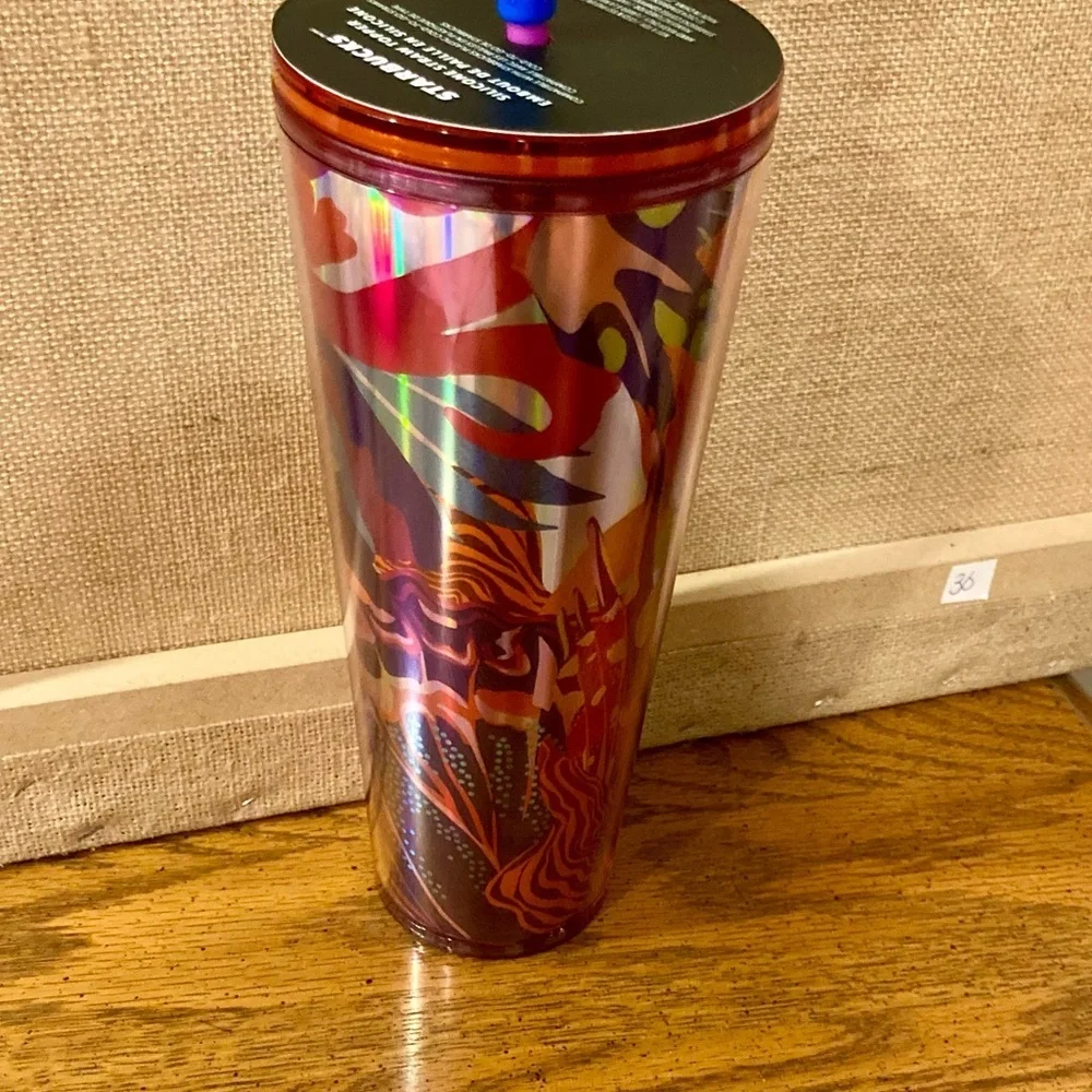 Starbucks Cold Cup with Butterfly Straw Topper 2024  24 oz - NWT